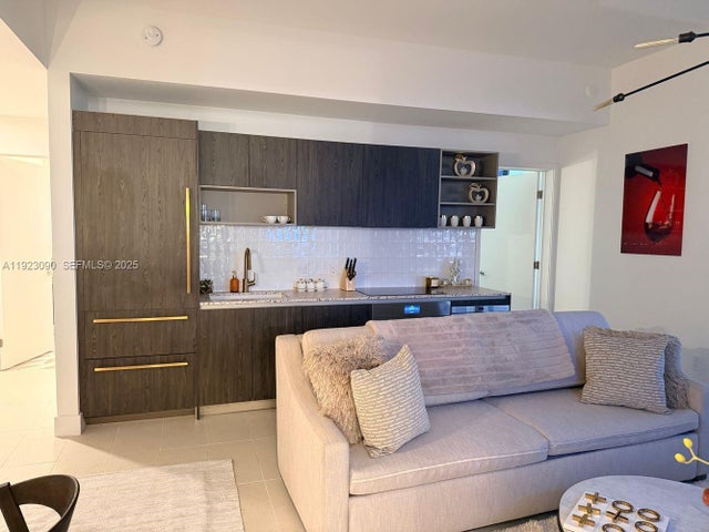 159 Ne 6th St 4805, Miami