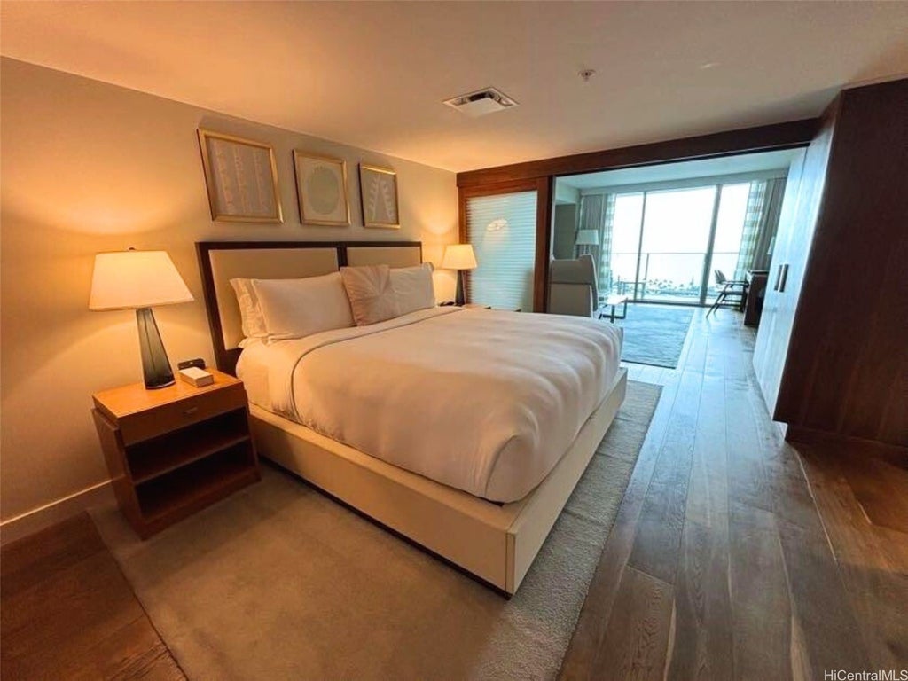 (unit #2906) 383 Kalaimoku Street, Honolulu