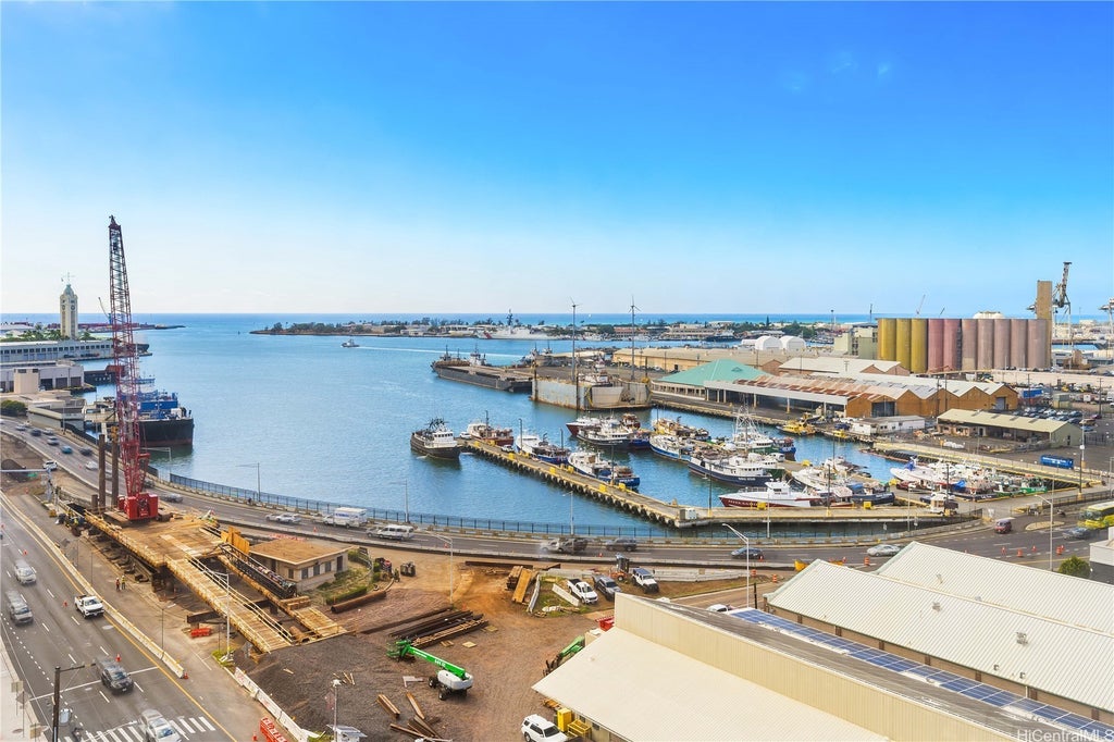 (unit #1511) 215 N King Street, Honolulu