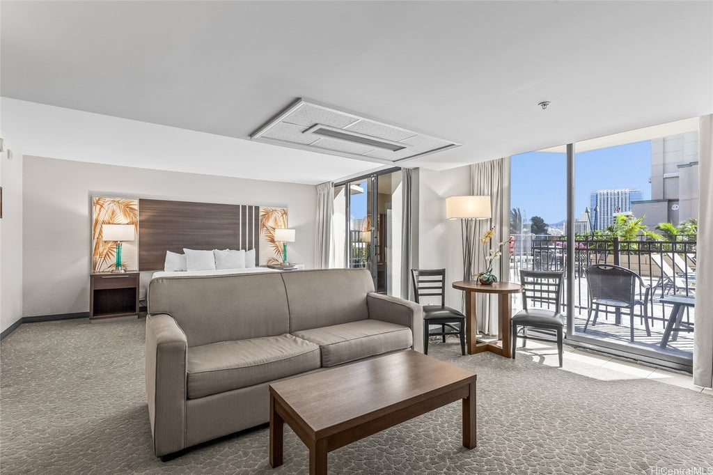 (unit #206) 1850 Ala Moana Boulevard, Honolulu