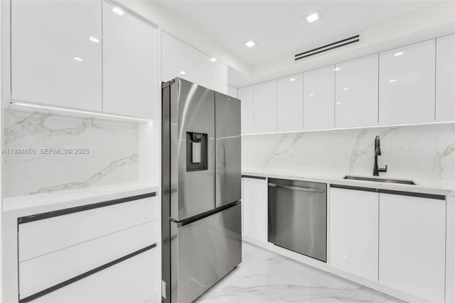 251 174th St 1414, Sunny Isles Beach