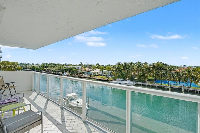 10000 W Bay Harbor Dr 303, Bay Harbor Islands