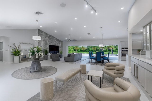 17873 W Fieldbrook Cir W, Boca Raton