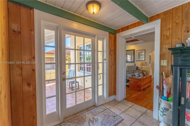 4 of 37 - 4250 Sw 10th St, Miami, FL