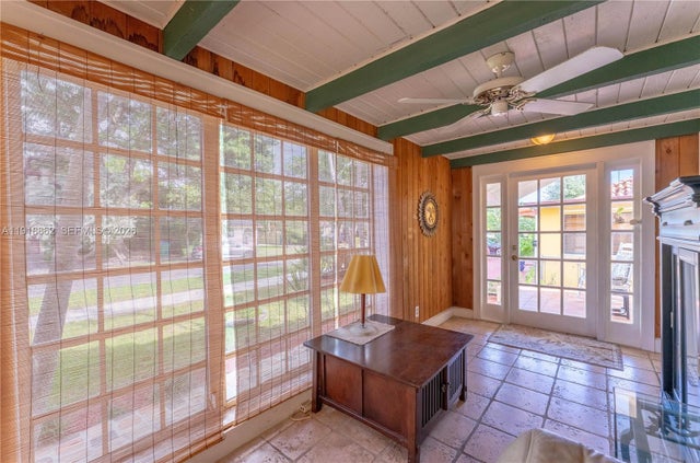 5 of 37 - 4250 Sw 10th St, Miami, FL