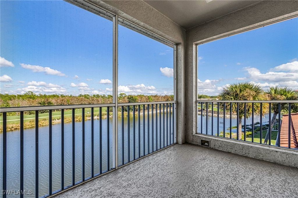 8505 Naples Heritage Dr 146, Naples