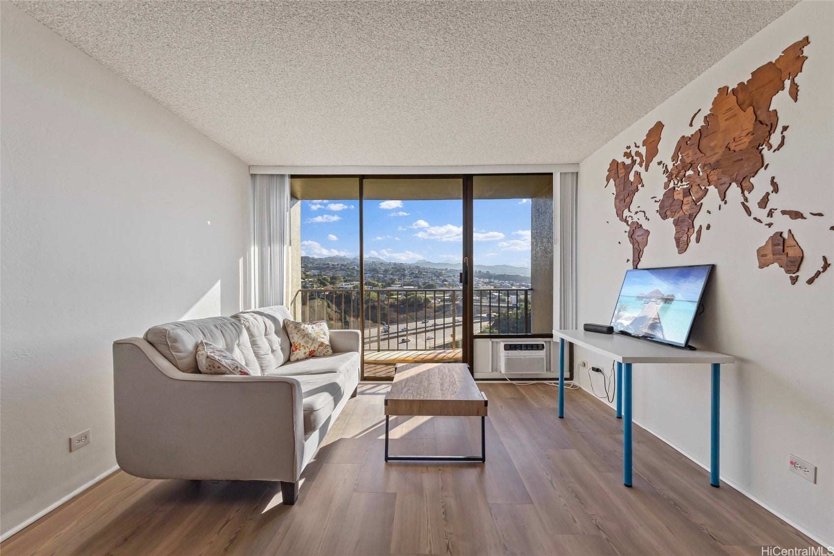 Photo of Listing #202527566