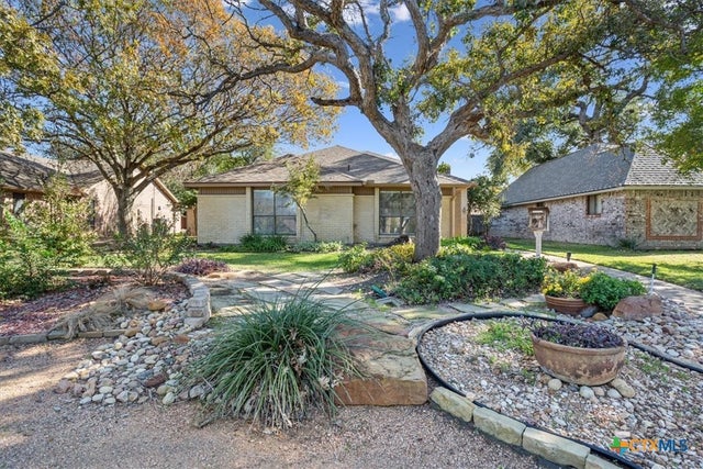 2613 Canyon Creek Drive, Temple