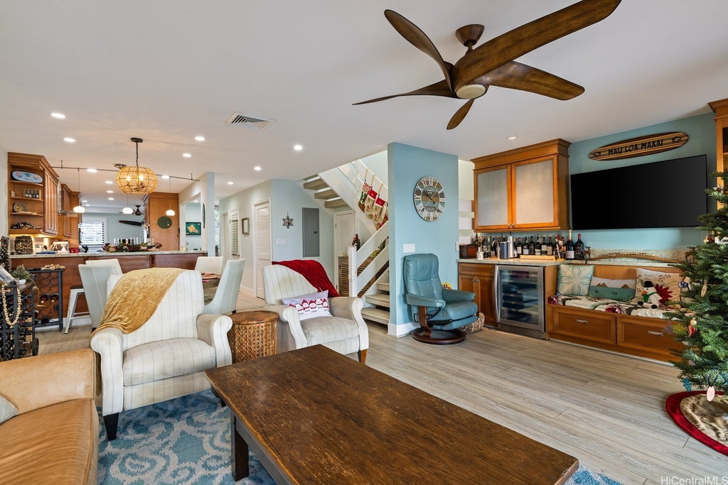 (unit #1207) 385g Kaelepulu Drive, Kailua