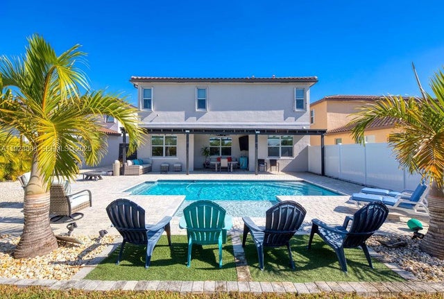 Photo of Listing #A11923806