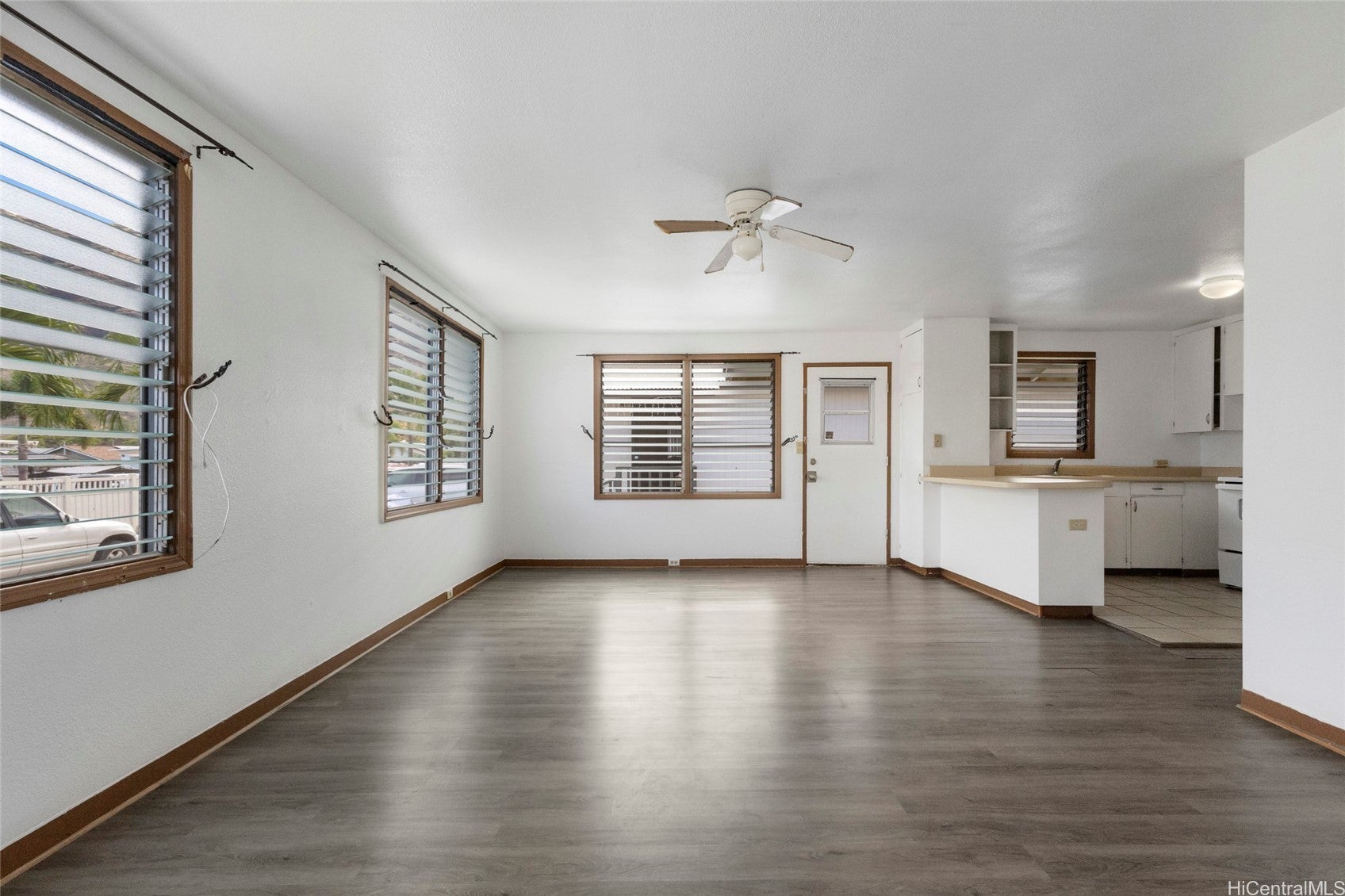 Photo of Listing #202527650