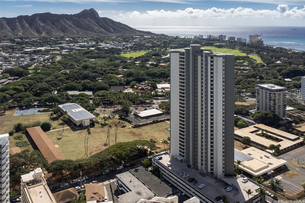 (unit #103) 2600 Pualani Way, Honolulu