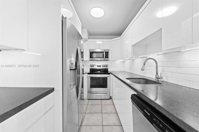 4 of 26 - 3 Island Ave 08h, Miami Beach, FL