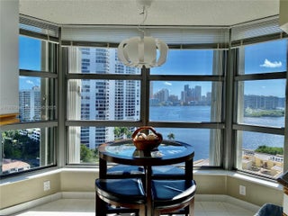 Photo of Listing #A11927861