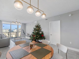 Photo of Listing #A11927882