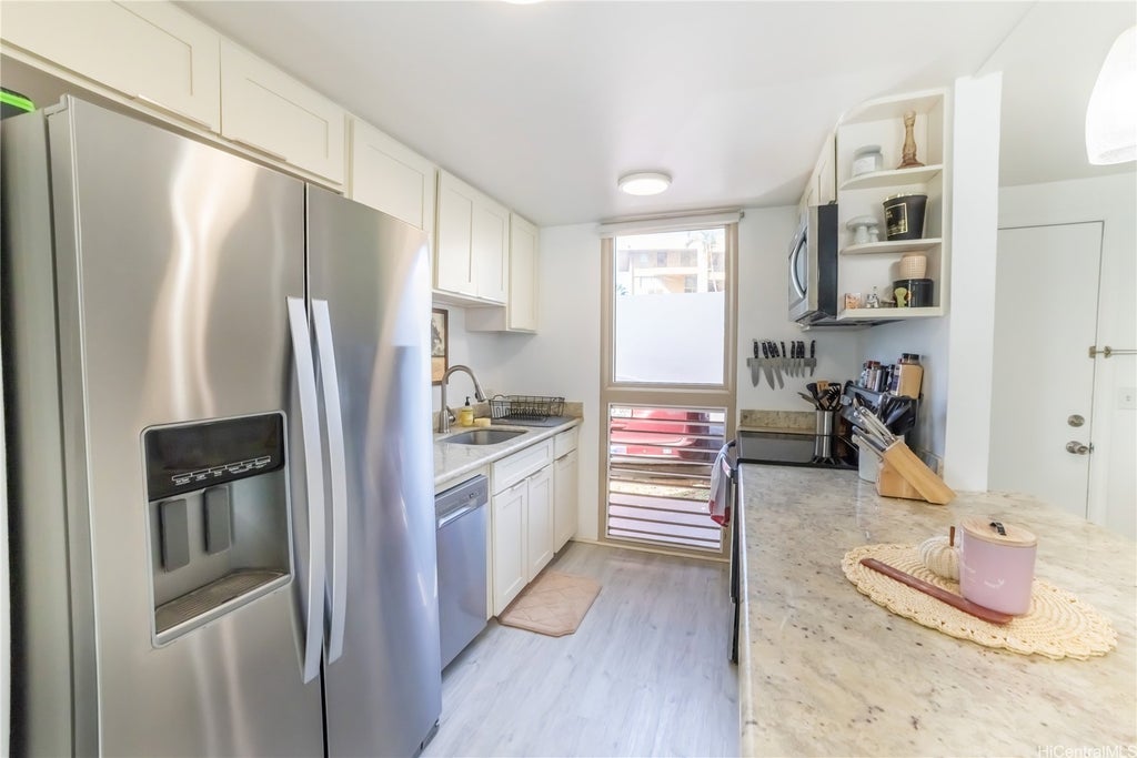 (unit #101e) 68-090 Au Street, Waialua