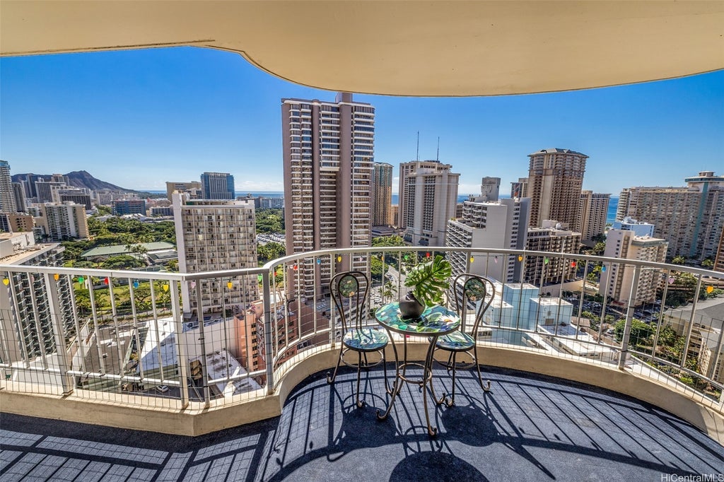(unit #2703) 469 Ena Road, Honolulu