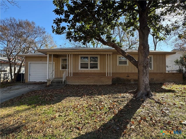609 S 11th Street, Copperas Cove