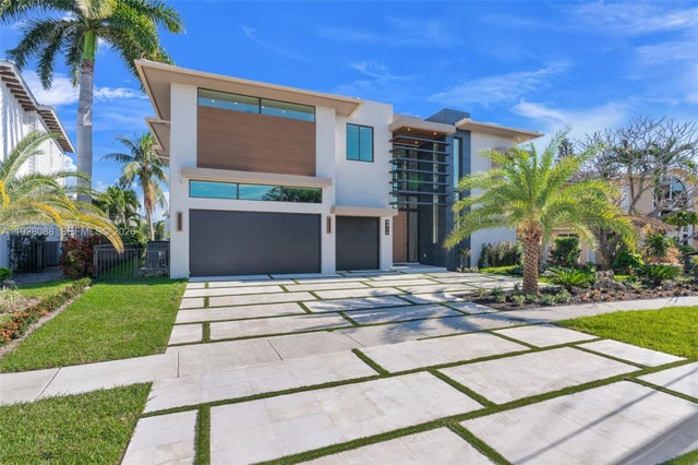 Photo of 4910 Ne 27Th Ave, Lighthouse Point FL