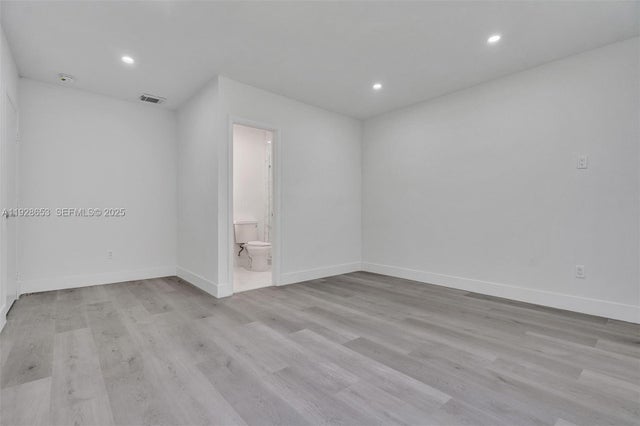 4 of 27 - 1041 Ne 169th St, Miami, FL