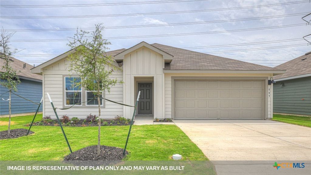 1013 Village Run, Seguin
