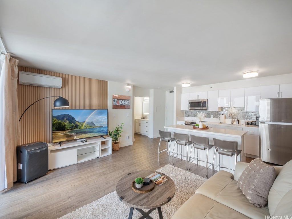 (unit #906) 201 Ohua Avenue, Honolulu