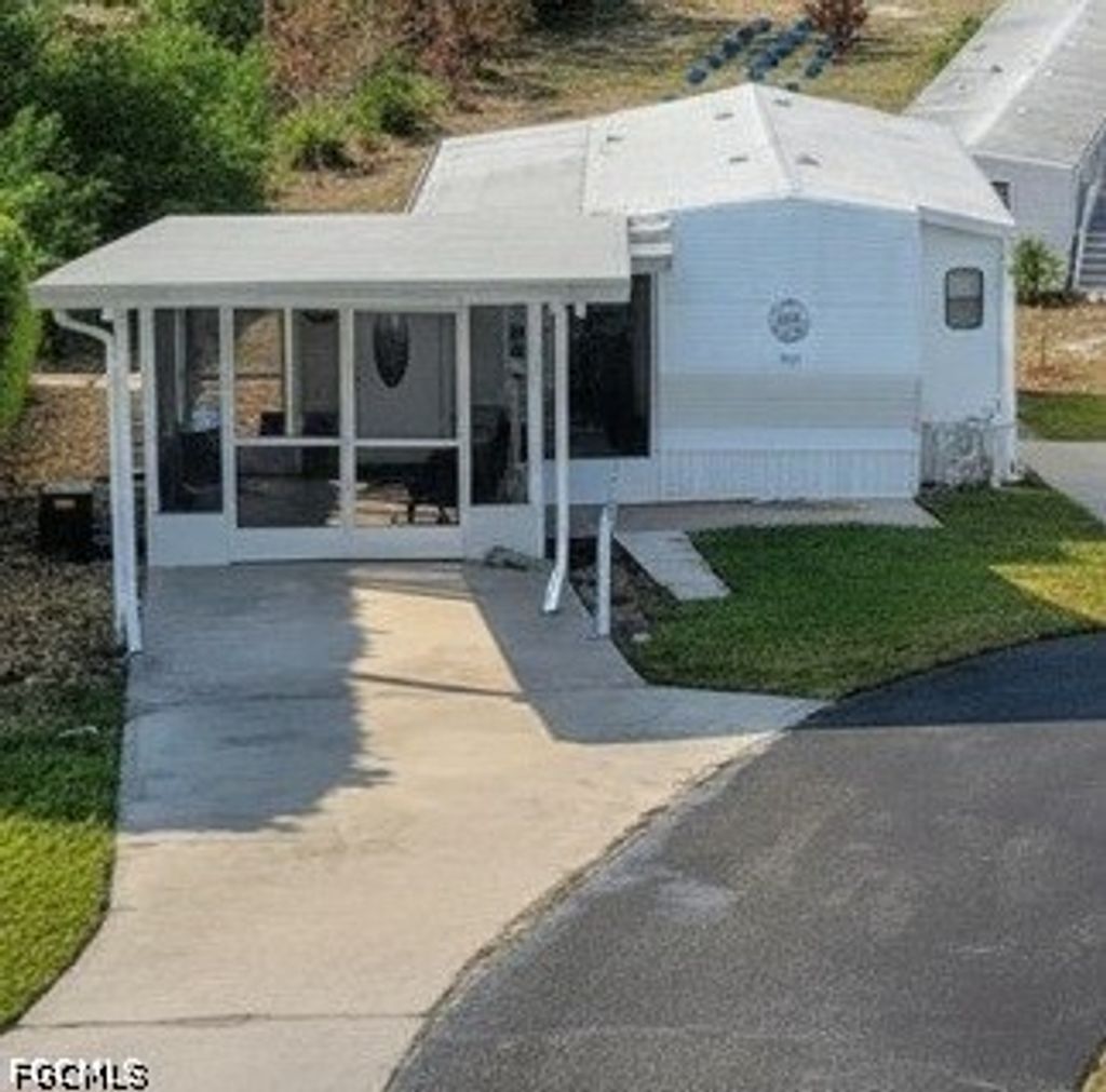 1339 Old Lakeport Rd 30b, MOORE HAVEN