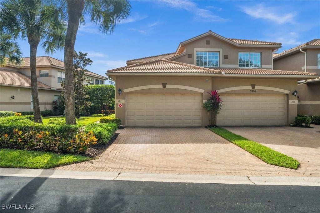 3908 Forest Glen Blvd 101, Naples