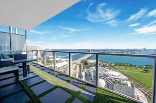 Photo of Listing #A11929199