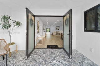 Photo of Listing #A11928189