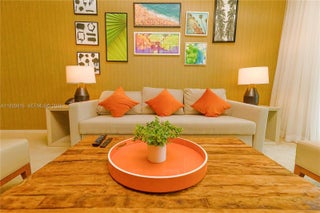 Photo of Listing #A11929816