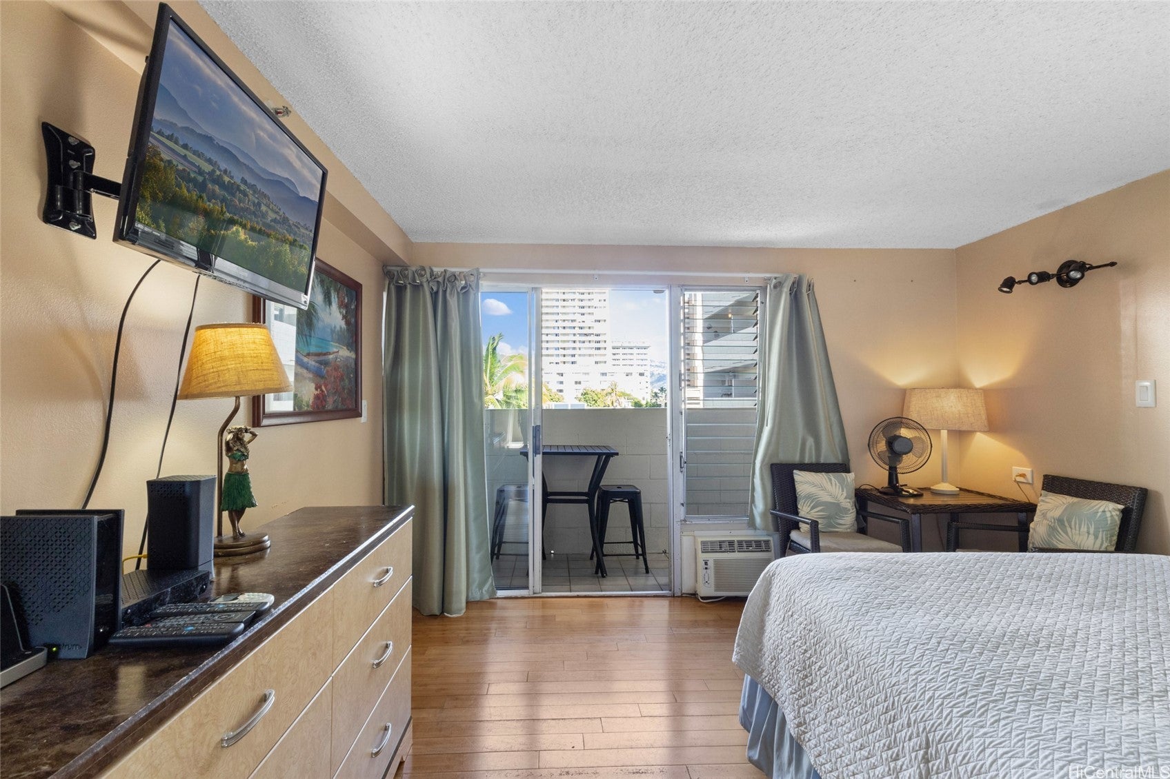 Photo of Listing #202527937