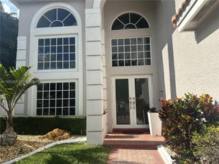 Photo of Listing #A11930267