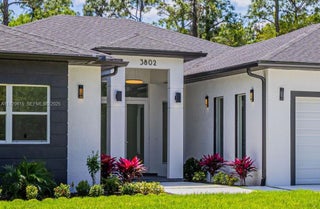 Photo of Listing #A11929615