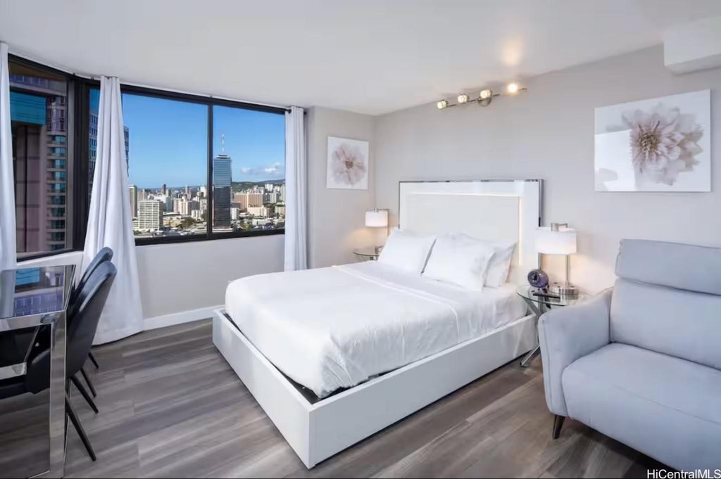 (unit #2702) 444 Niu Street, Honolulu