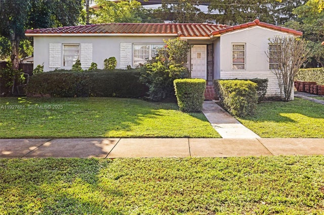 3310 Sw 21st St, Miami