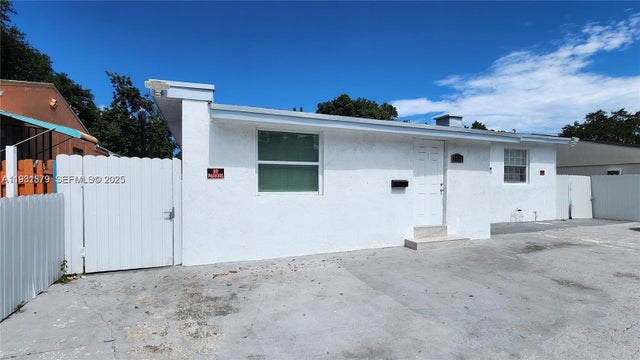 5 of 43 - 2501 Nw 22nd Ave, Miami, FL