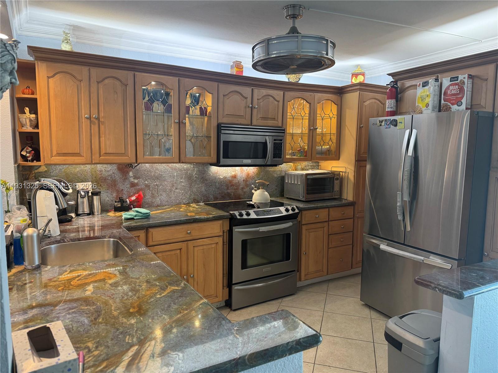 Photo of Listing #A11931325