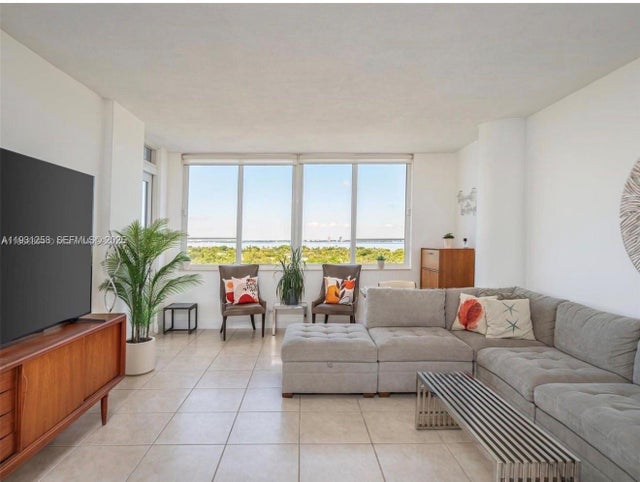 5 of 42 - 5005 Collins Ave 1506, Miami Beach, FL