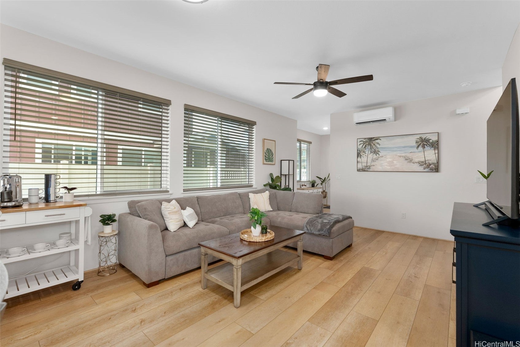 Photo of Listing #202528149