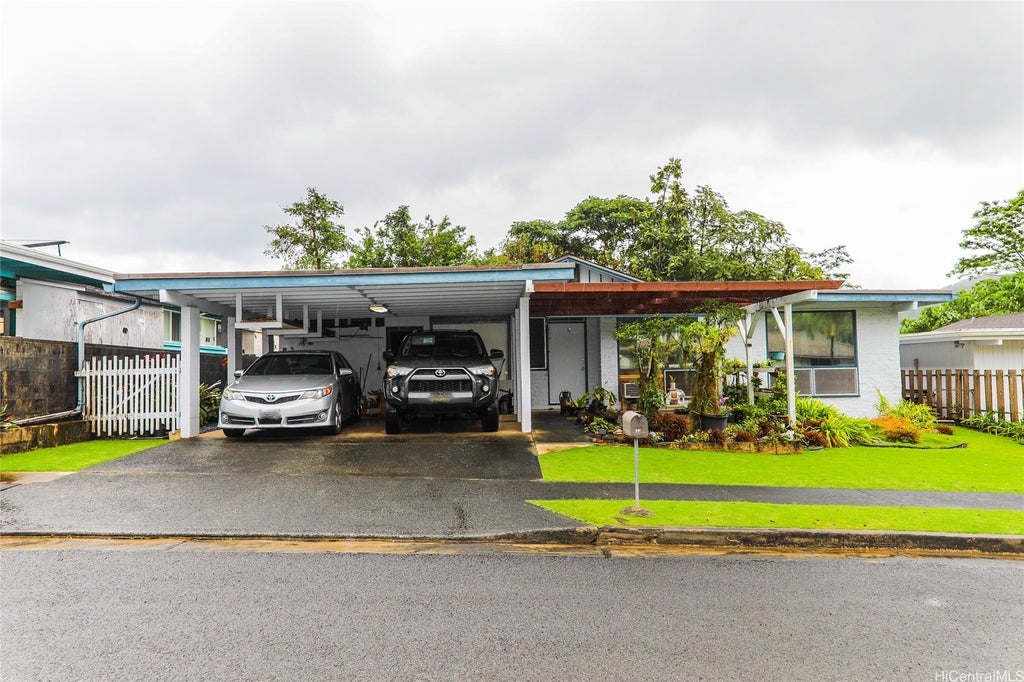 47-481 Ahulimanu Place, Kaneohe