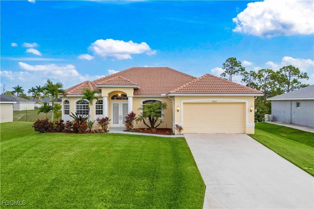 2905 Nw 22nd Pl, CAPE CORAL