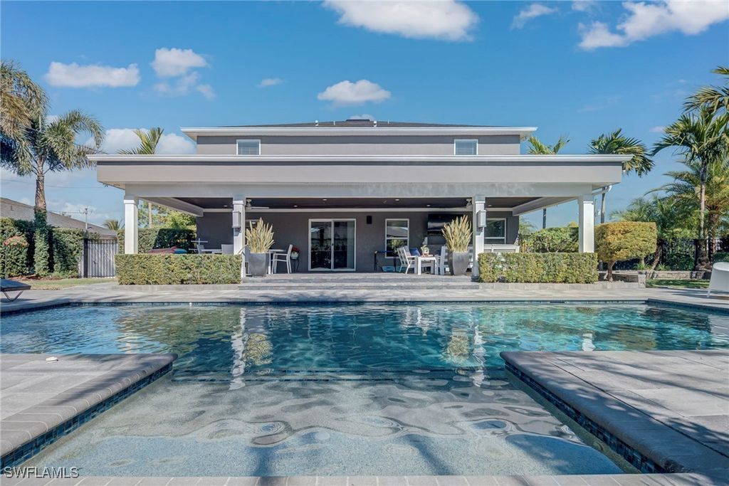 600 Sw 18th St, Cape Coral