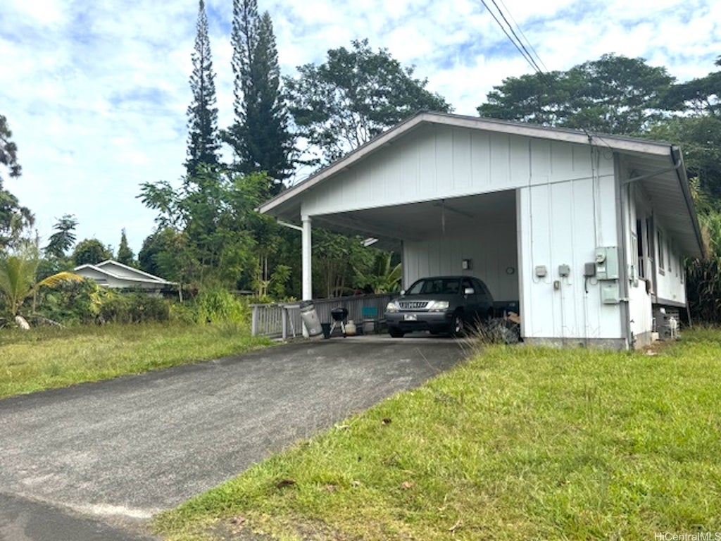101 Kilua Road, Hilo