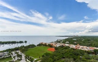 Photo of Listing #A11933952