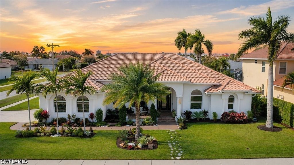 80 Delbrook Way, Marco Island