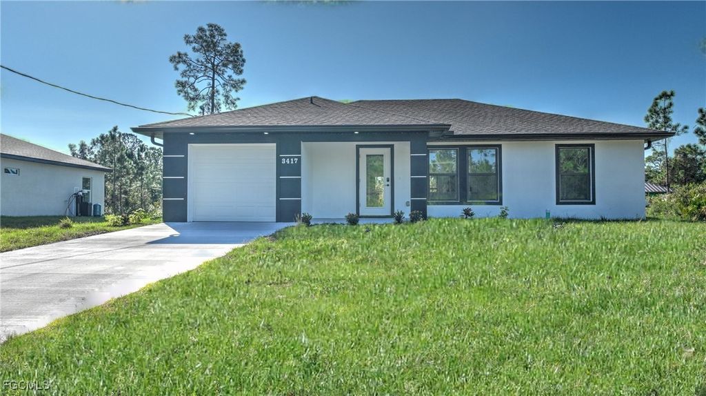 3417 57th St W, LEHIGH ACRES