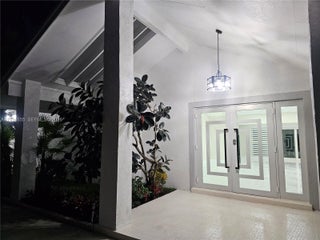 Photo of Listing #A11934655