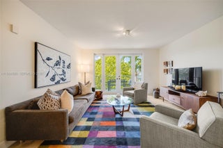 Photo of Listing #A11934680