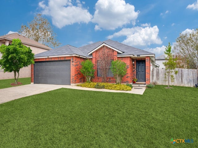 1085 Stone Hollow, New Braunfels